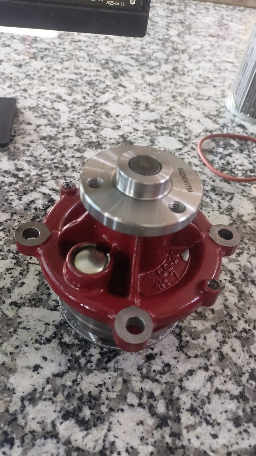 21247955 WATER PUMP